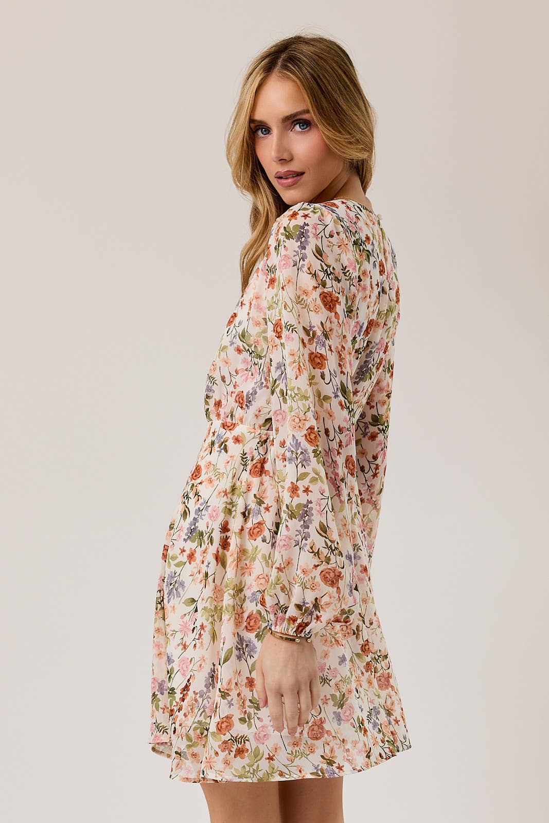 Gilli Long Sleeve Floral Print Mini Dress: Ivory-Multi Floral