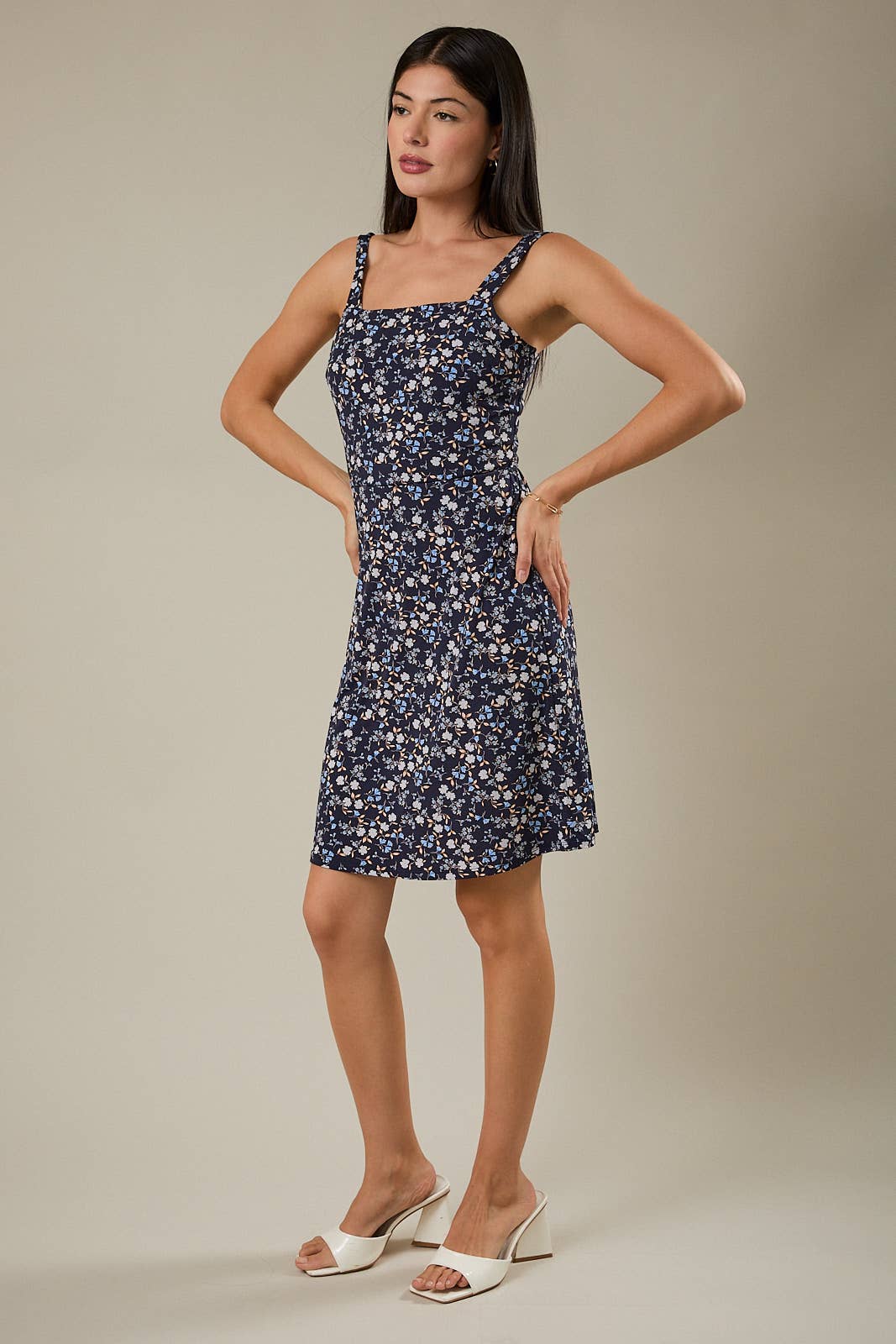 Gilli Sleeveless Square Neck Back Tie Mini Dress: Navy-Blue Ditsy Floral Print