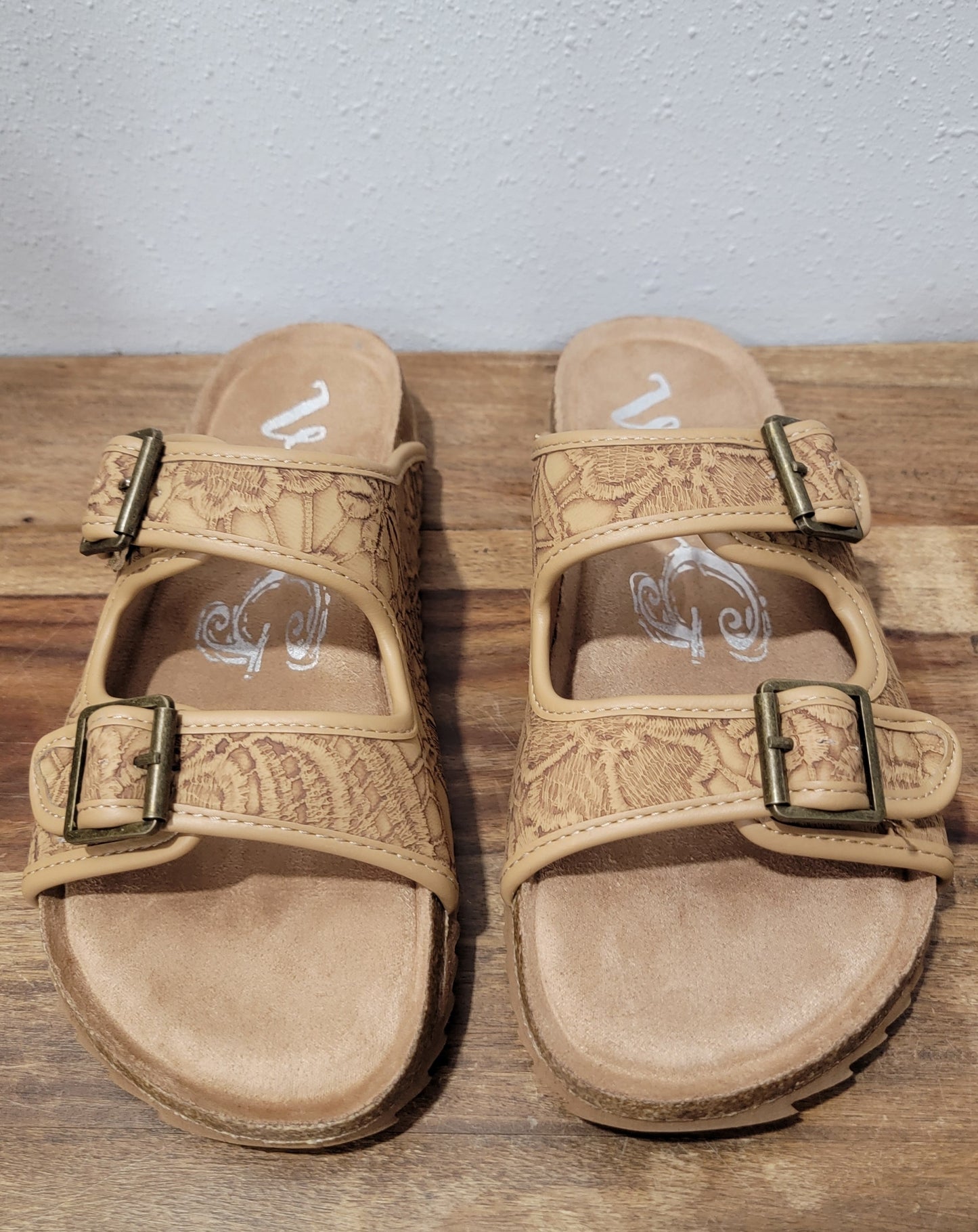 Very G Tooled Sandals / Berry 3 Tan