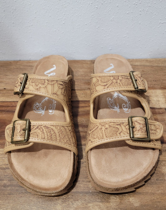 Very G Tooled Sandals / Berry 3 Tan