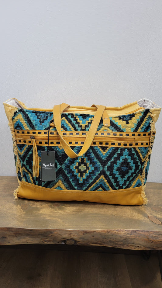 Sunridge Basin Myra Weekender Bag