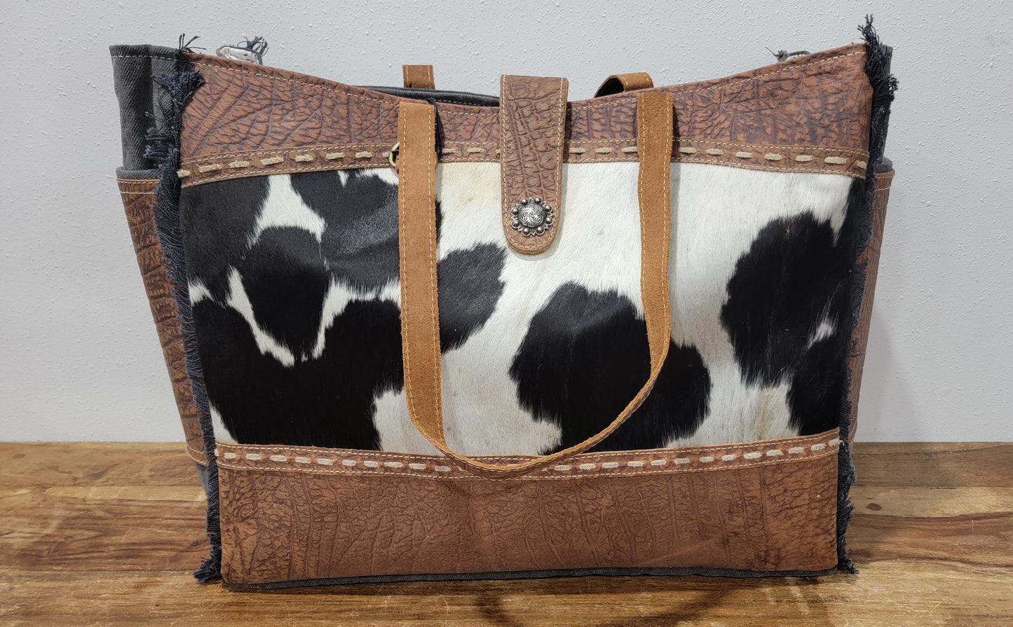 Myra Bag Asher Cowhide Weekender