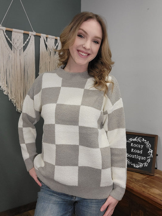 ComfyLuxe Checkered Crew Neck Sweater / Gray