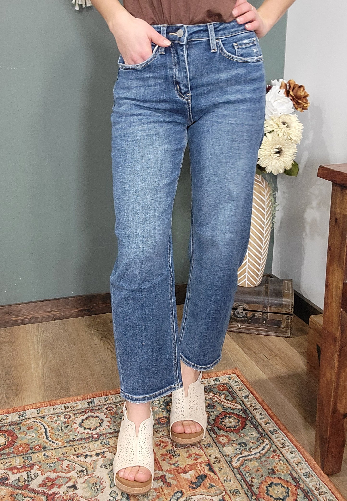 Lovervet High Rise Barrel Jean