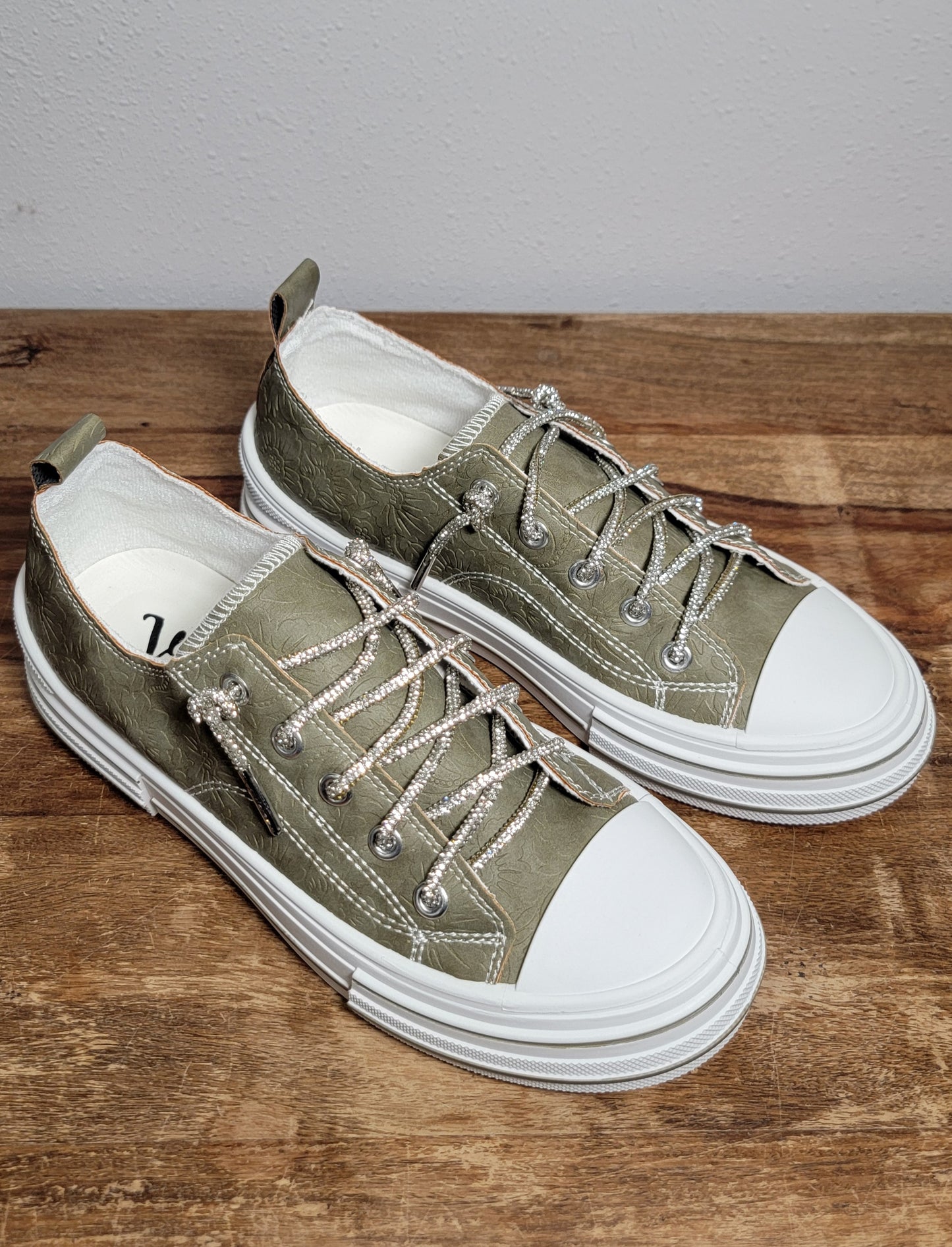 Very G Aman Tooled Sneaker - Sage