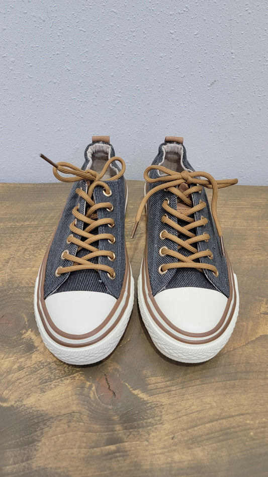 Very G Black Driana 2 Sneakers