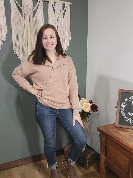 Michelle Mae Jesse Vintage Wash Snap Pullover - Tan