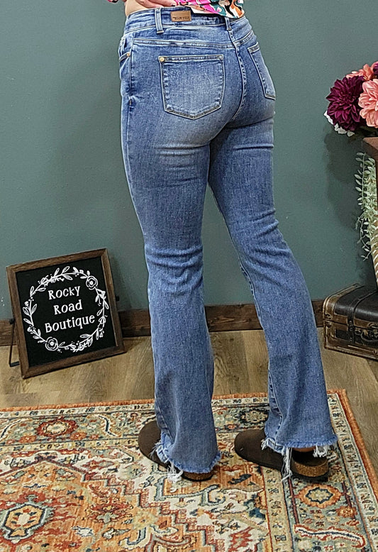Judy Blue Reg/Curvy High Rise Frayed Hem Bootcut Jeans