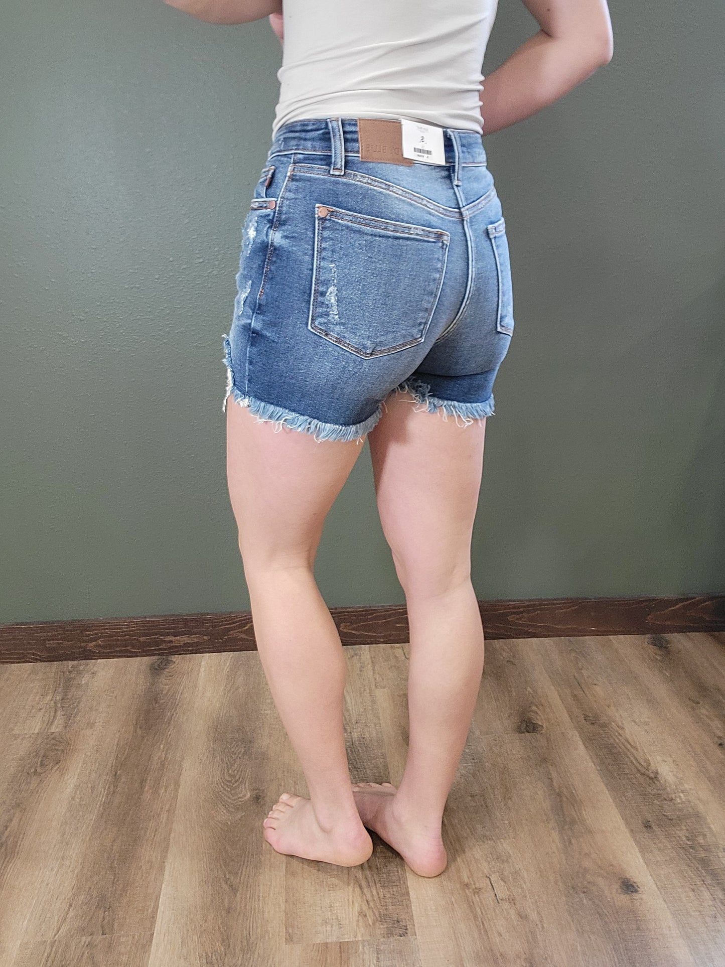 Judy Blue Mid Rise Medium Blue Shorts
