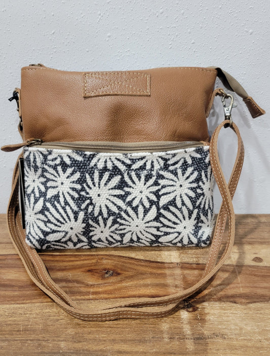 Itsy Bitsy Daisy Myra Small Crossbody Bag