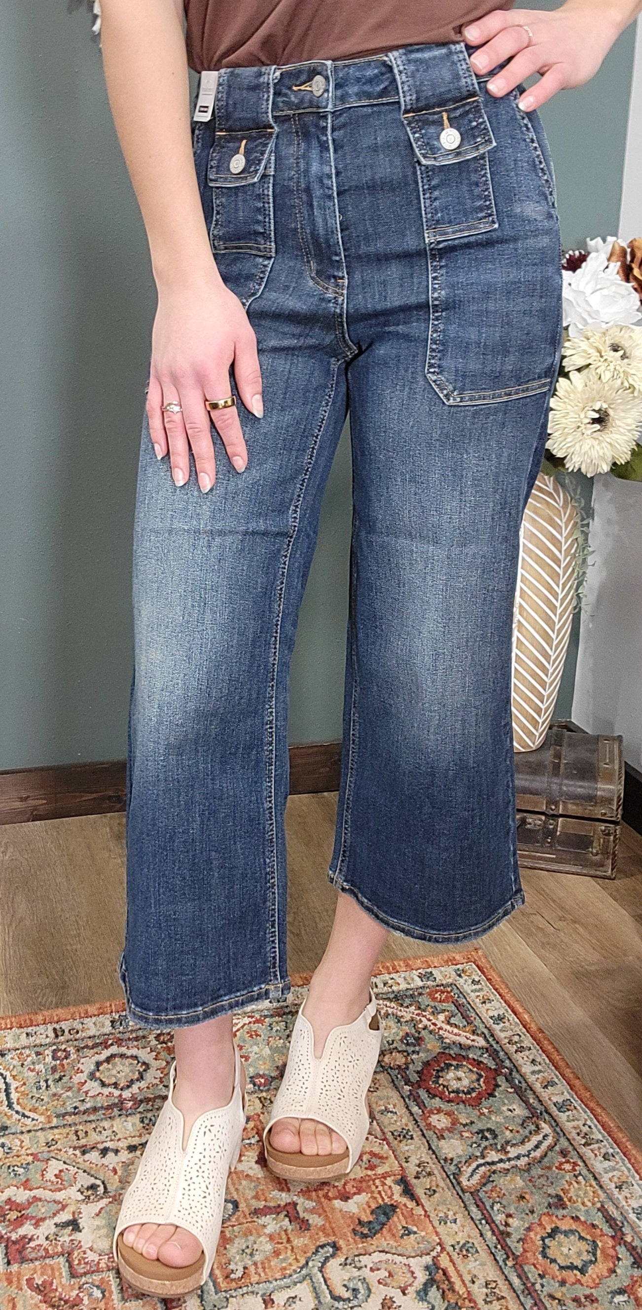 Judy Blue High Rise Wide Crop Jean - Reg/Curvy