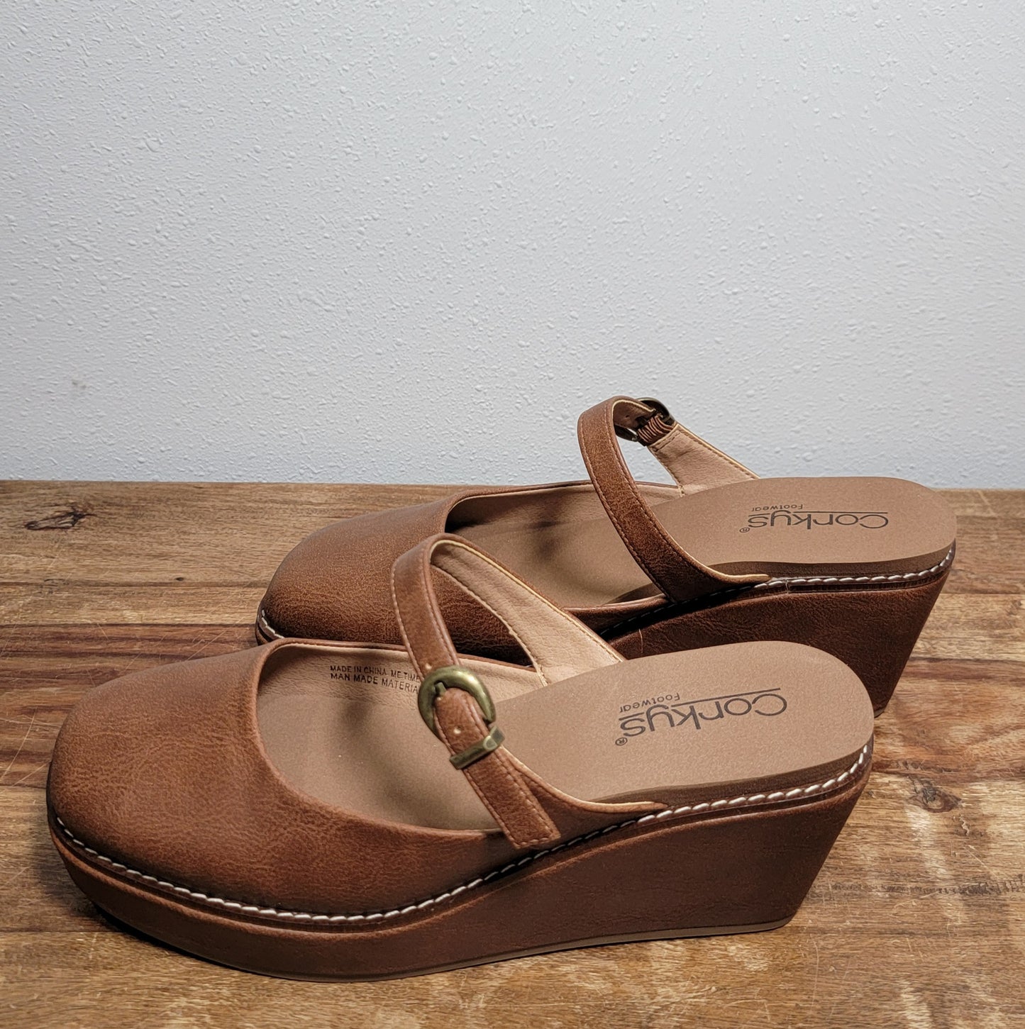 Corkys Me Time Closed Toe Wedge - Auburn