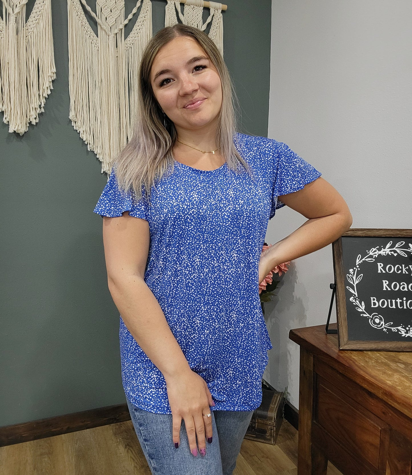 Curvy/Reg Blue Speckled Ruffle Sleeve Blouse