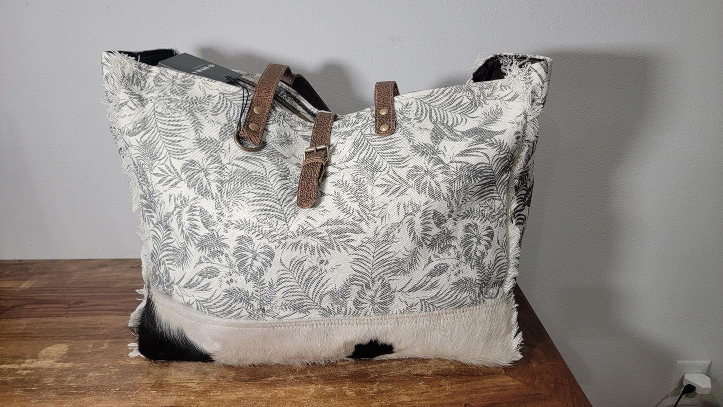 Myra Bag Forester Junction Weekender #4