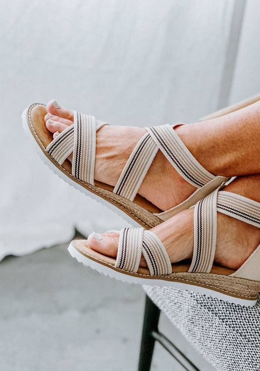 Very G Natural Sadie 2 Wedge Sandal